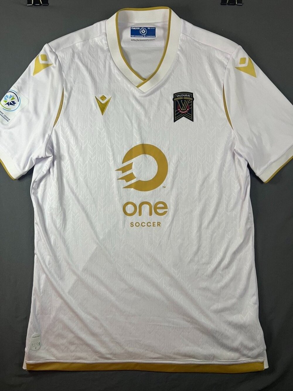 Valour FC 2022 Alternate Soccer Jersey Home XXL Macron Canadian Premier League